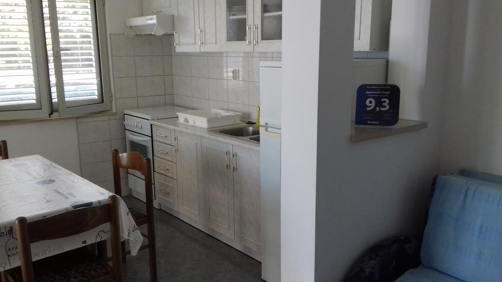 Apartments Gugic Prigradica Eksteriør billede